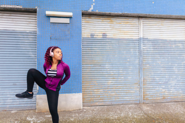 These Hip-Opening "Gate" Stretches Are Key to Mobility in Your Workouts