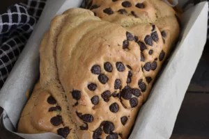 This 5-ingredient cookie dough bread is packed with protein