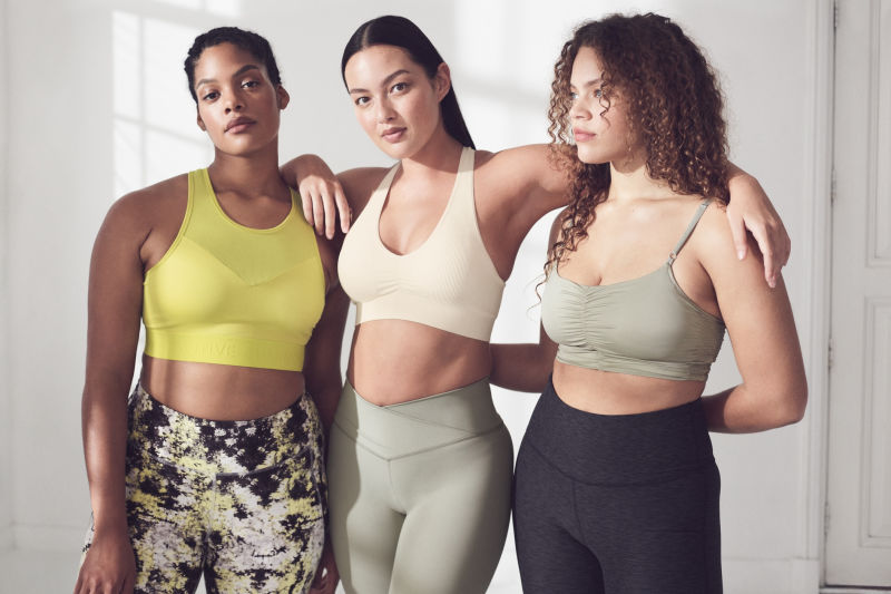 These H&M Conscious Sport leggings are amazing and under $30