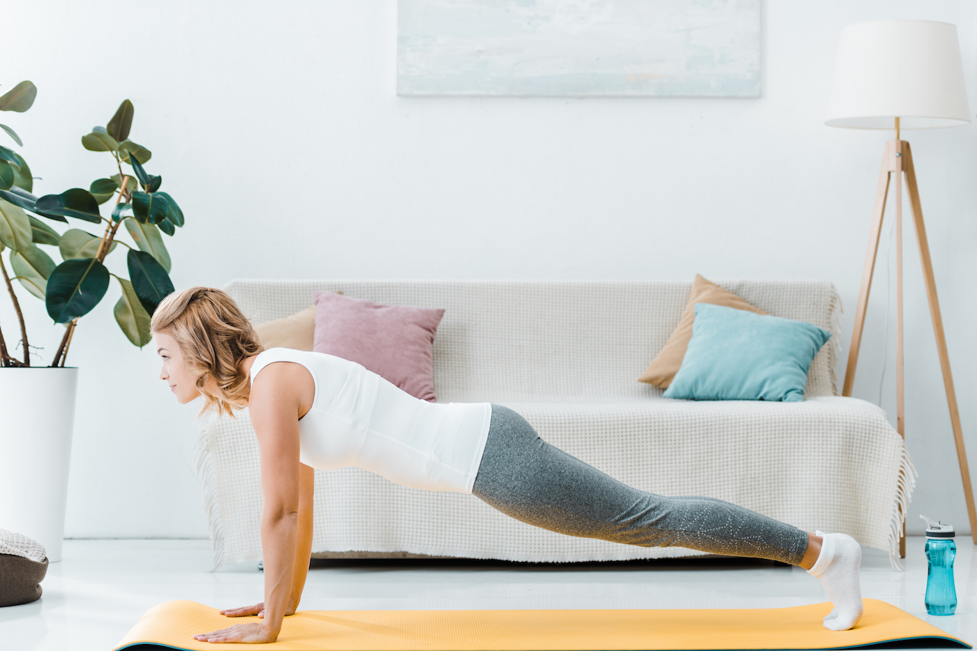 apartment-friendly HIIT workout
