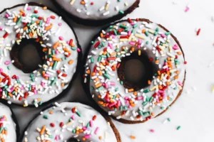 This delicious vegan donut recipe calls for nothing but healthy pantry staples