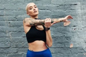 5 strength training exercises that help perk up your boobs