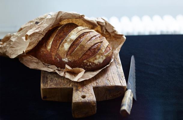 How to Make Sourdough Starter for Absolutely Beautiful Bread Without Yeast
