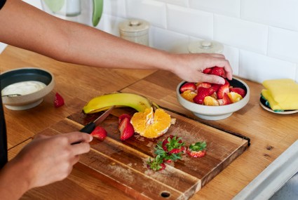 Can You Eat Too Much Fruit? This Is the *Exact* Right Amount, According to Dietitians