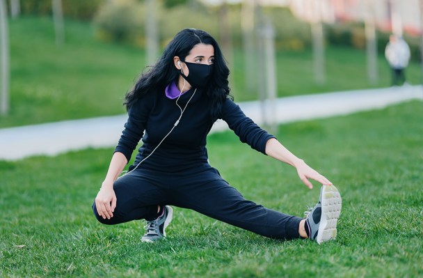 6 Face Masks for Working Out, Straight From Activewear Brands