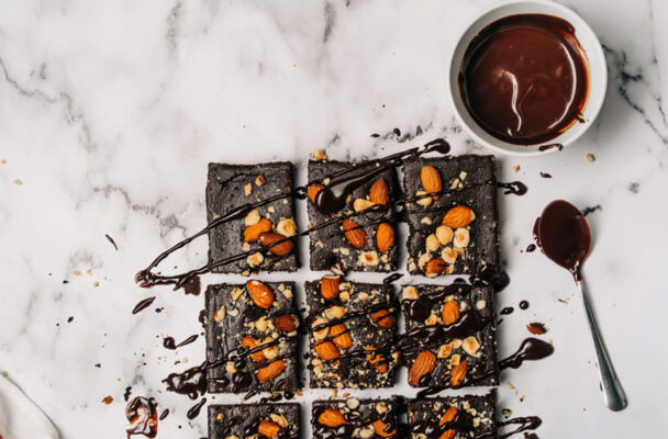 This 4-Ingredient Dark Chocolate Recipe Makes It so Easy to Whip up a Batch at...