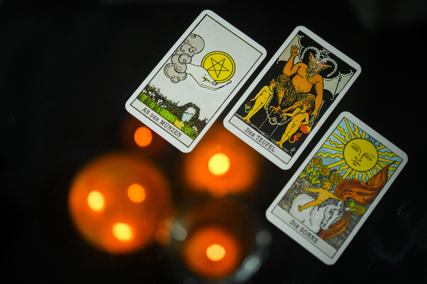 what tarot cards represent which zodiac signs