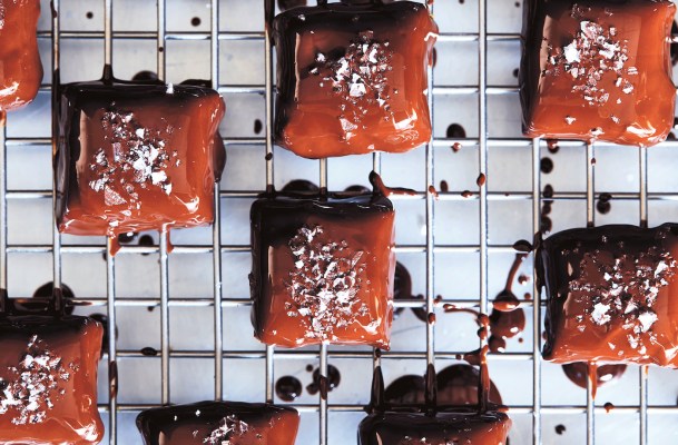 These Healthy Vegan Caramels Are Secretly Great for Gut Health