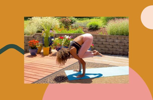 This 20-Minute Flow Is the Best Introduction to Yoga Inversions for Beginners