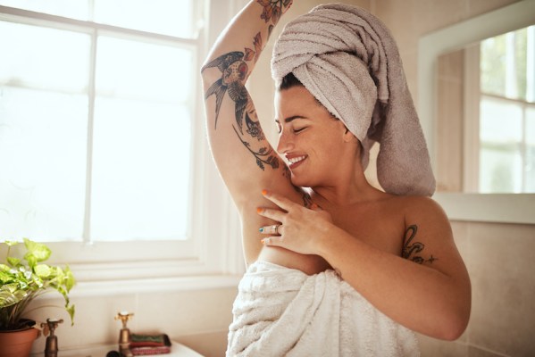 6 Ways Your Armpits Can Clue You In On Your Overall Health