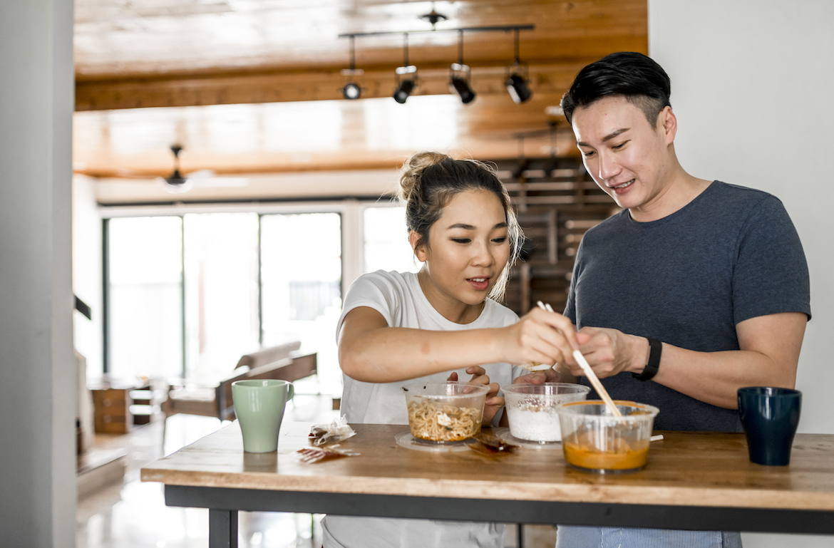 Eating More Than Your Partner Is Totally Fine, Dietitians Say