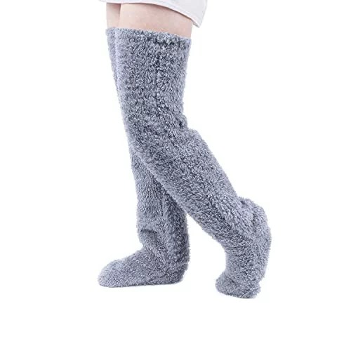 The Best Fuzzy Socks to Snuggle Up In This Season | Well+Good