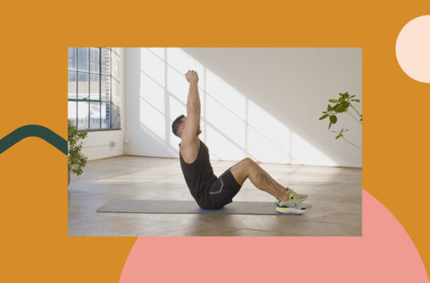 This 10-Minute Core Workout Fires Up Your Abs With Weights