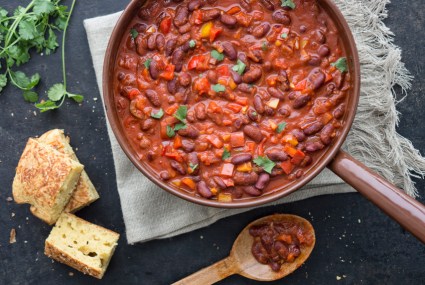 8 Healthy High-Protein Vegetarian Chili Recipes To Make This Winter