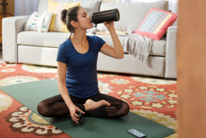 14 New Year’s Eve Meditation and Yoga Classes You Can Stream Online