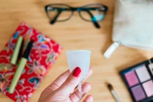 4 Menstrual Cup Benefits That May Make You Ditch Pads and Tampons for Good