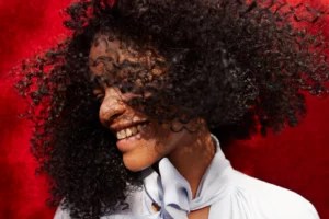 6 of the Best Diffusers for Every Different Curl Type, According to Hairstylists