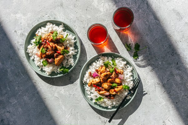 15-Minute Meals You Can Make With Jasmine Rice, the Pantry Hero of Dinnertime