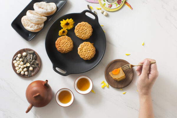 Ring in the Lunar New Year With This Delicious Chinese Mooncake Recipe