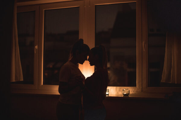 Cabin Fever Impacting Your Sex Life? Here Are 8 Ways To Create Mood Lighting in...