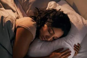 Why It's So Important To Prioritize Sleep After You Get the COVID-19 Vaccine