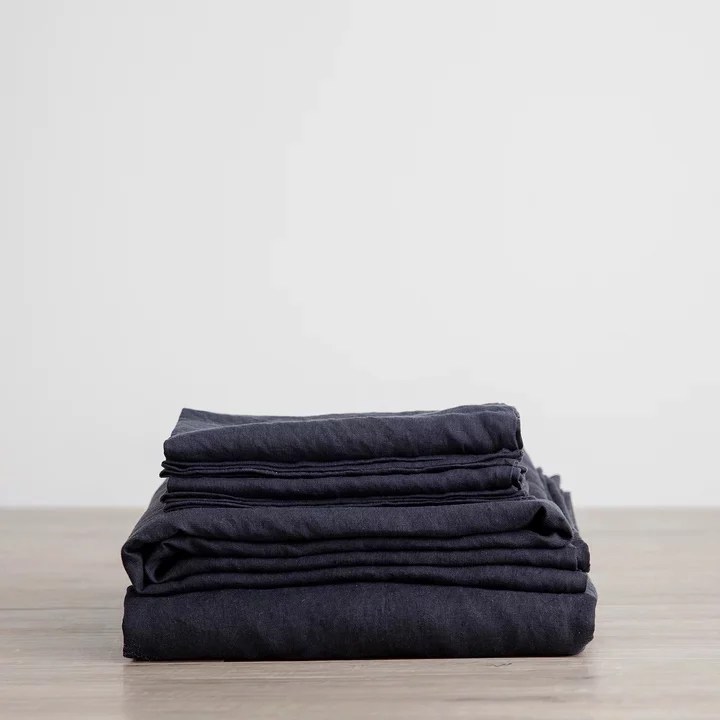 Cultiver Linen Sheet Set with Pillowcases