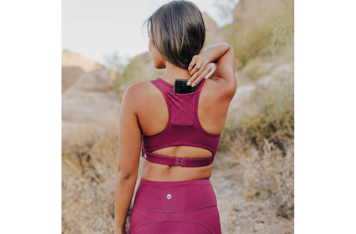 6 Sports Bras with Pockets for a Totally Hands-Free Run