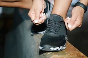 Best Sneakers for Foot Pain: How To Ease Achy Feet, Toe Pain, & Other Problems