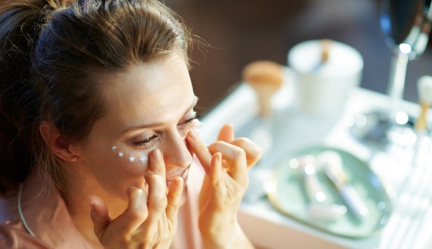 This Eye Cream Dramatically Tightens Bags in 3 Minutes Flat—And You Can Watch It in...
