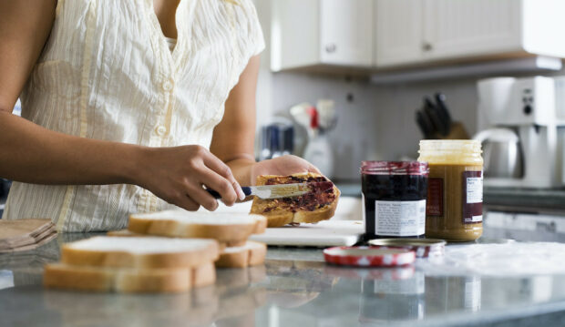 This Is the Secret To Making a PB&J That Won’t Get Soggy (Yes, Even When...