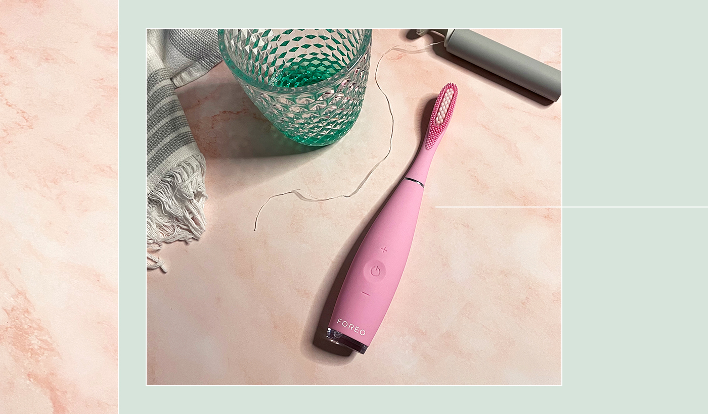 foreo toothbrush review: pink silicone toothbrush