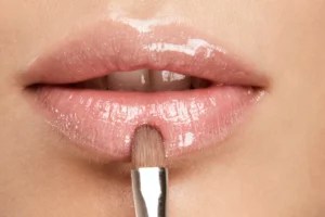 This Plumping Gloss Will Help You Fake the Appearance of Fuller Lips in 10 Seconds Flat