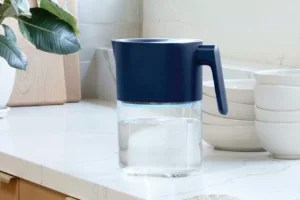 This Hi-Tech Pitcher Uses UV Light To Provide the Purest Drinking Water With Every Pour