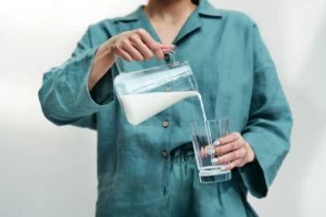 How Your Body Is Telling You That You Aren’t Eating Enough Calcium