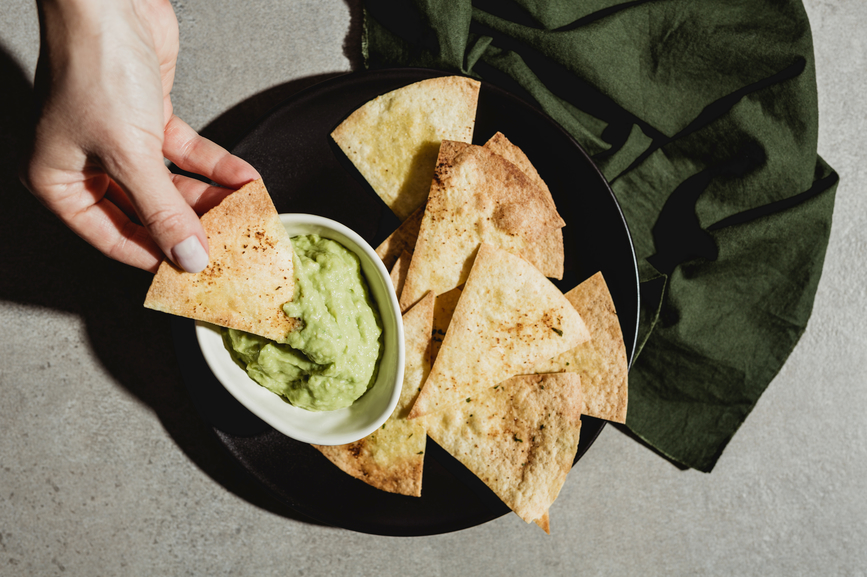 how to keep avocado fresh guacamole and chips