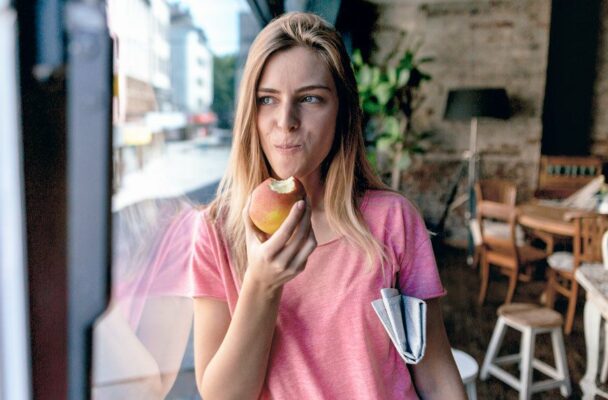 New Research Finds Some Truth in That Old School Advice About an 'Apple a Day'