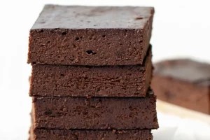 Try This Healthy 3-Ingredient Almond Butter Brownies Recipe