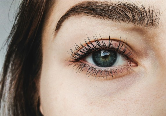 This Derm-Developed Eyelash Serum Is the Closest Thing You Can Get to At-Home Eyelash Extensions