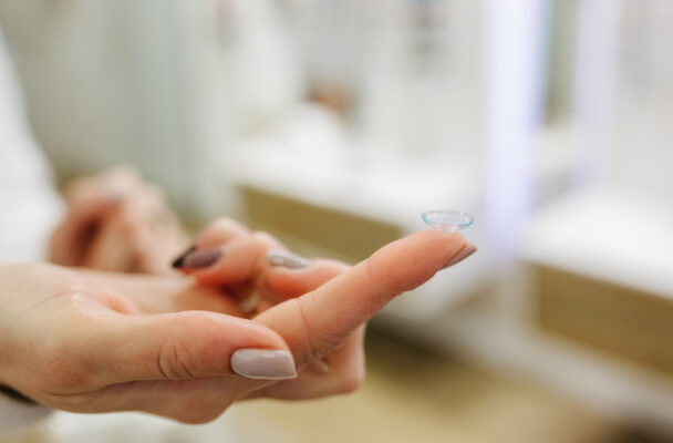 I'm an Optometrist, and These Are the 7 Most Common Contact Lens Mistakes People Make'