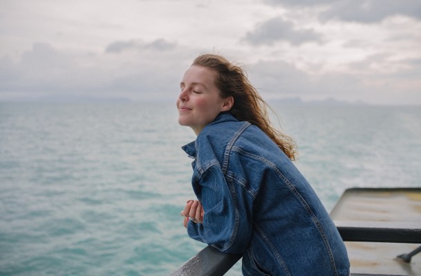 'I Spent the Last Month on a Boat—This Moisturizing Serum Saved My Severely Wind-Chapped Skin'