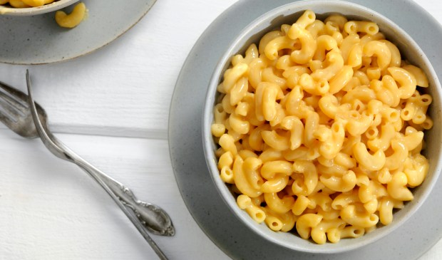 A Definitive Roundup of the 6 Most Delicious, Nutrient-Rich Vegan Mac-and-Cheeses, According to RDs