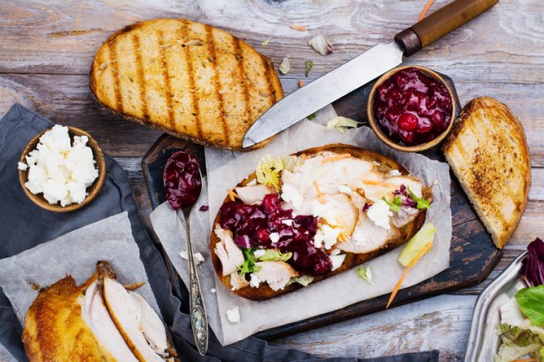 How Long a Food Safety Expert Says Your Thanksgiving Leftovers *Actually* Stay Good For