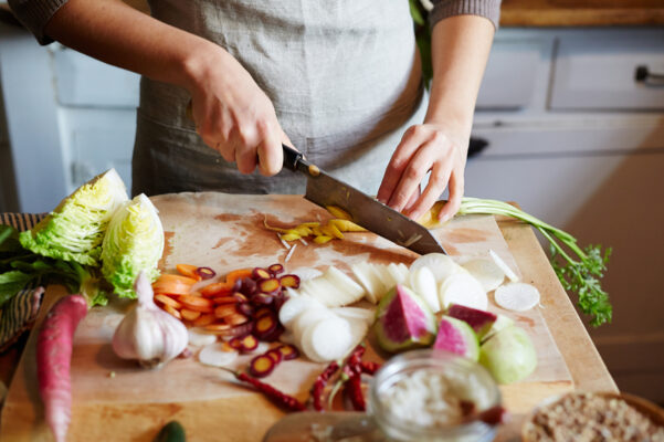 6 Chef-Approved Chopping Tips That Will Save So Much Time (and Sanity) When Prepping Produce