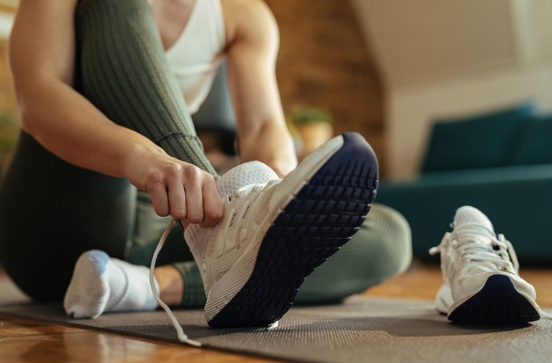 Have Flat Feet? Here’s a Shoe For Every Activity, Hand Picked by Podiatrists