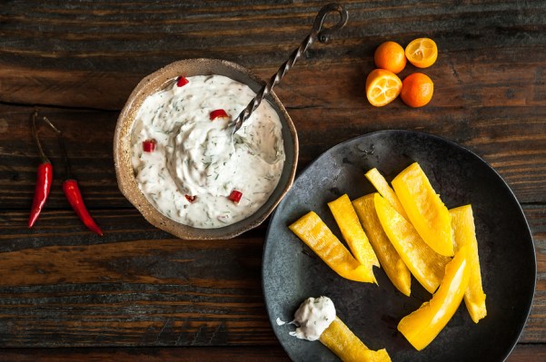 This Vegan, Protein-Packed French Onion Dip Will Actually Make Your Crudités Disappear