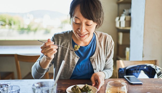 Here's How the Longest-Living People on the Planet Maintain Optimal Gut Health