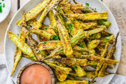 You Haven’t Lived Until You’ve Tried 2-Ingredient Air-Fried Okra (And It’s Great for Your Gut)