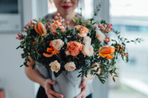 These Online Flower Delivery Services Make Sending Beautiful Bouquets Quick and Easy