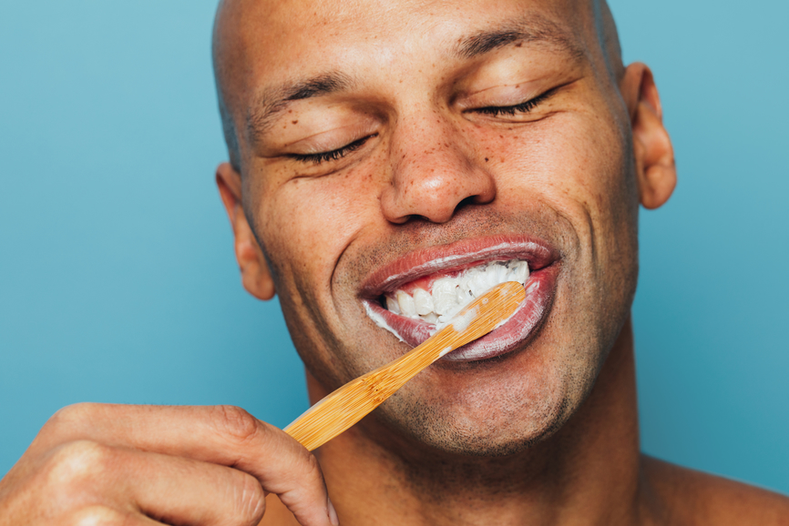 The 6-Step Oral Health Routine of a Dental Hygienist
