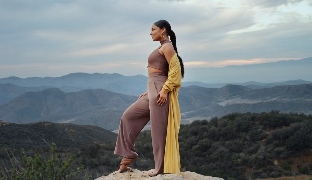 The Alicia Keys x Athleta Collab Just Dropped With *Stunning* Pieces Designed To 'Amplify Your...